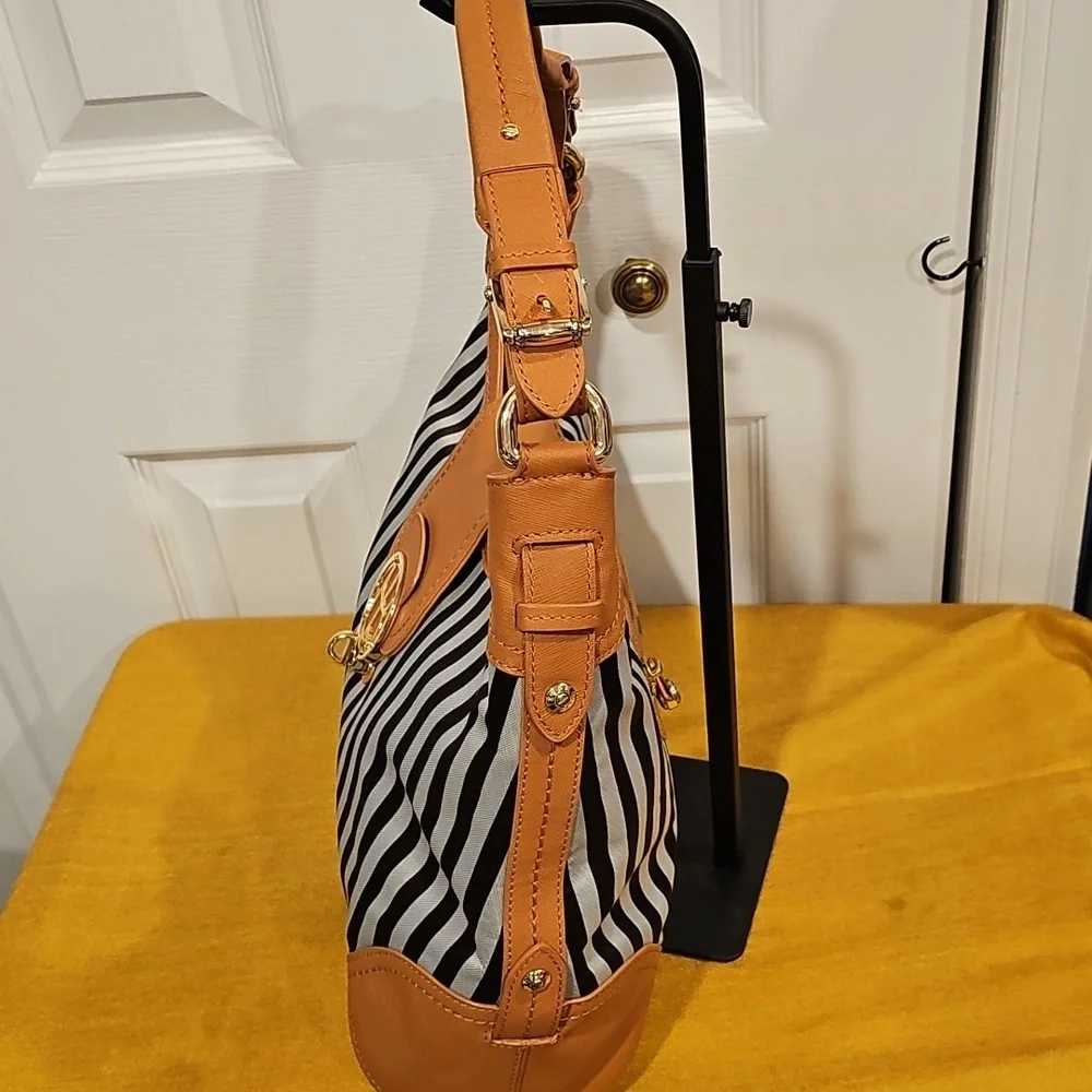 Henri Bendel Miss Bendel Hobo Shoulder Bag MSRP $298 NWT!